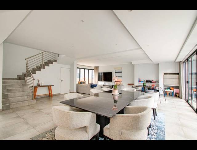 4 BEDROOM HOUSE FOR SALE IN BRYANSTON